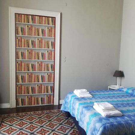 Wind House Apartment Catania Phòng bức ảnh
